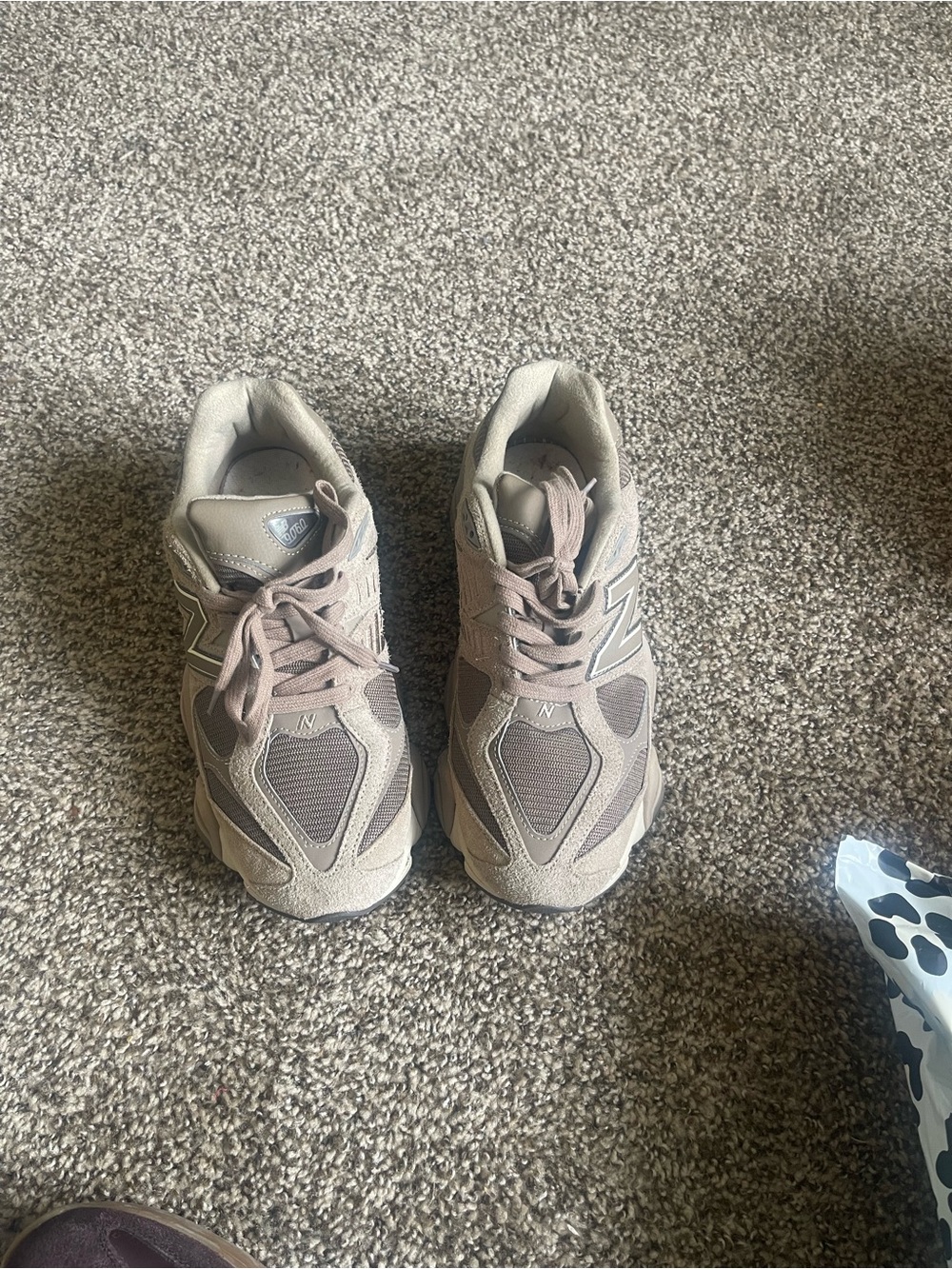 Men’s NB dark beige ( mushroom ) size 10 sneakers